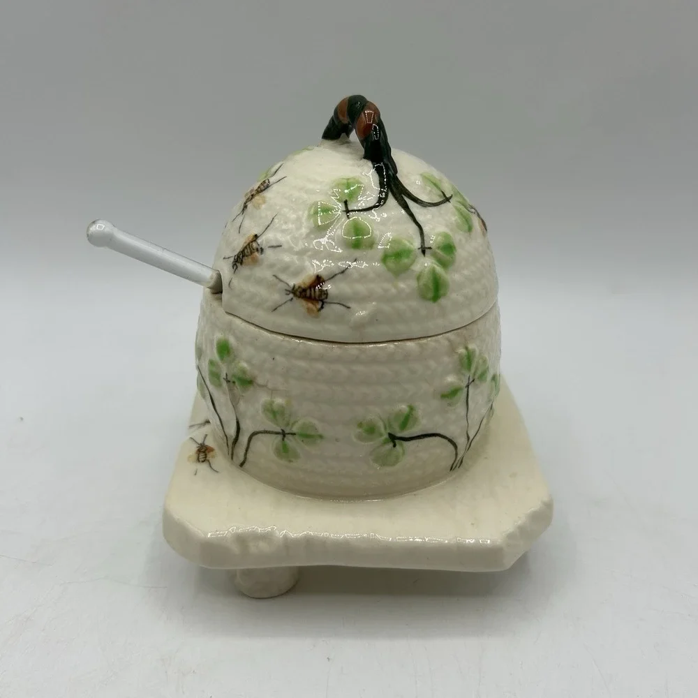 MARUHON WARE- CLOVIA BEE HIVE HONEY‎ POT-RARE-1930's-1940,s, VINTAGE w/ Spoon